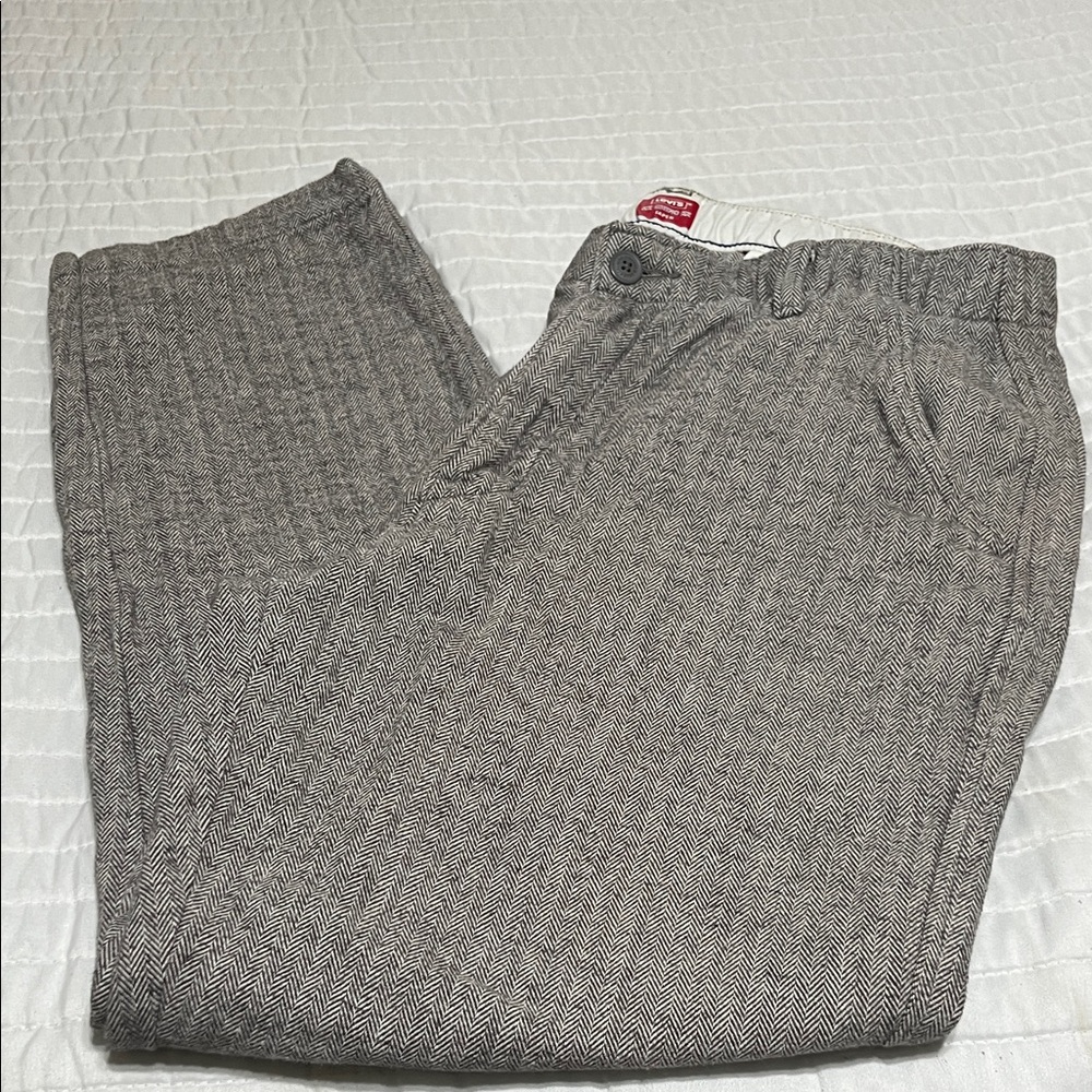 🌾Levi's Men's Gray Herringbone Dress Pants